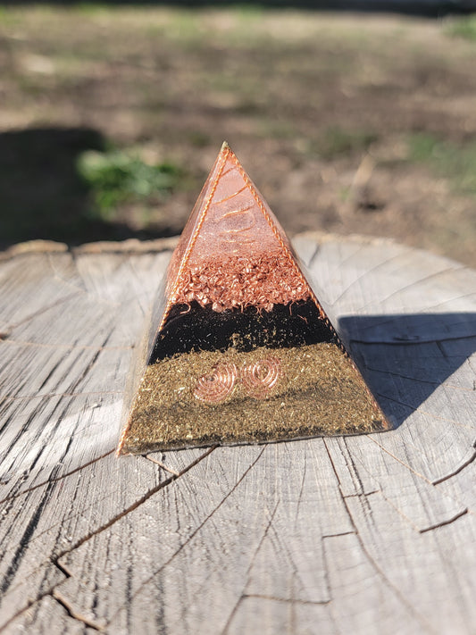 Small Pyramid | Orgone & Tensor Technology